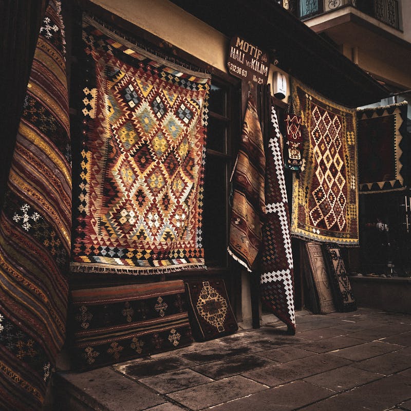 Moroccan Kilim Rug — Flat Woven Traditional Carpet